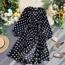 Load image into Gallery viewer, YuooMuoo 2019 Fall Korean Style Women Polka Dot Midi Dress Ins Hot Sashes Vintage Elegant Long Sleeve Green Dress Ladies Dresses